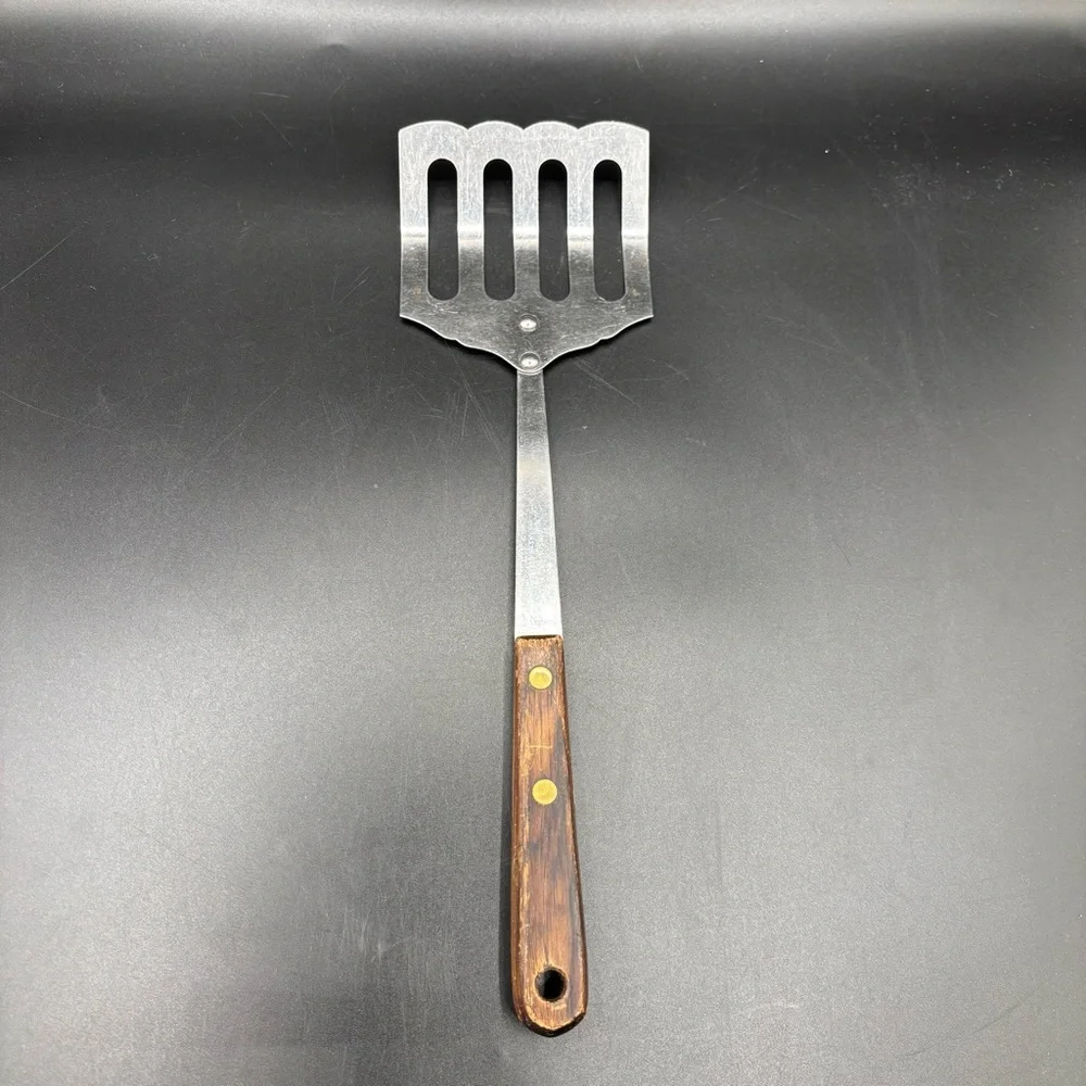 Robinson USA Spatula Wood Handle Slotted Stainless Strainer Curved Scalloped 12